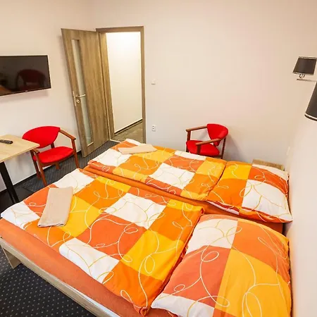 Rabbit 3* Trhovy Stepanov