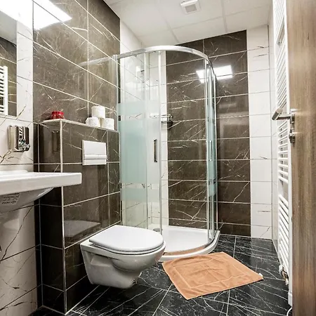 Rabbit 3* Trhovy Stepanov