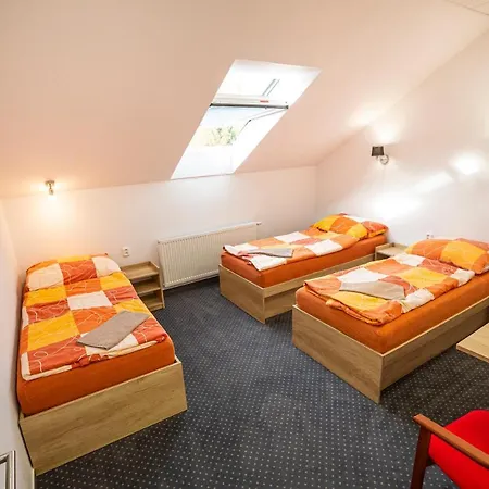 Rabbit Hotel Trhovy Stepanov