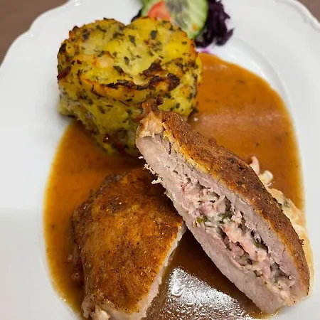 Rabbit 3* Trhovy Stepanov