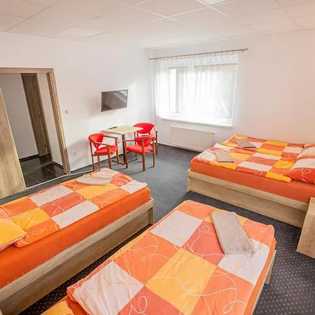 Rabbit Hotel Trhovy Stepanov